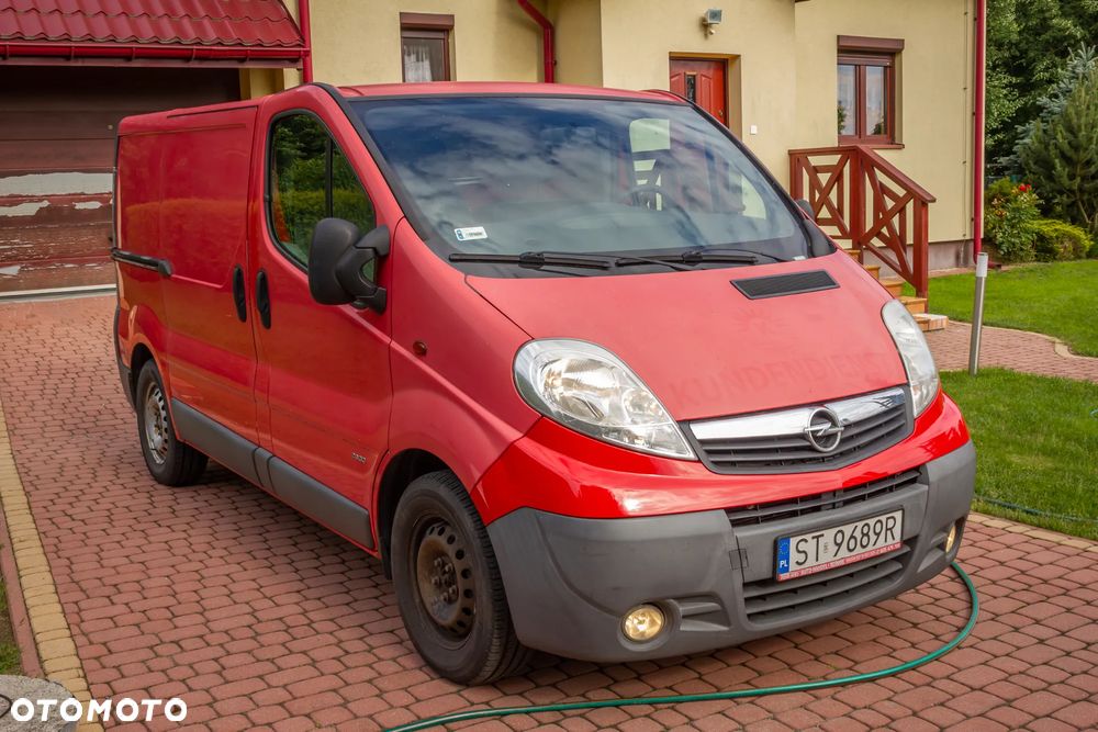 Opel Vivaro - 1