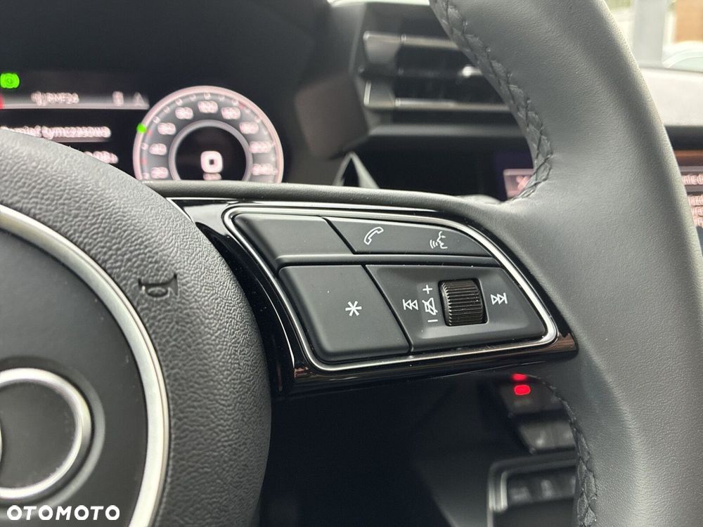 Audi A3 Sportback - 16
