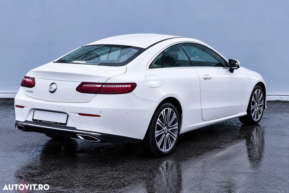 Mercedes-Benz E 200 MHEV - 3
