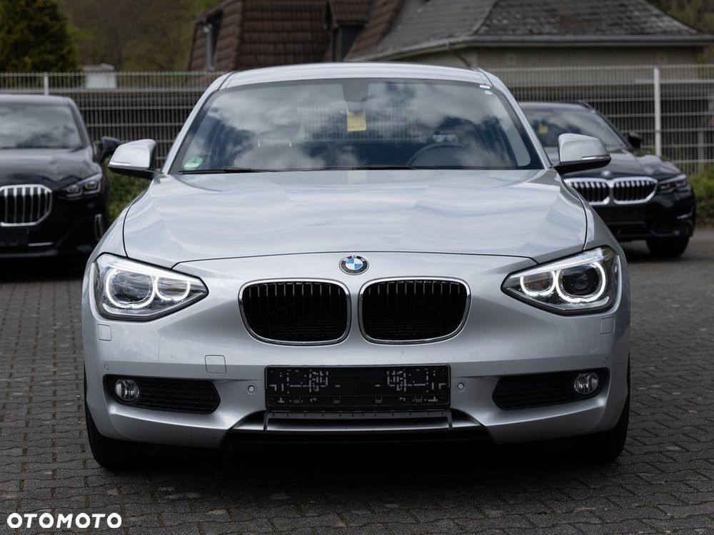 BMW Seria 1 116i - 16