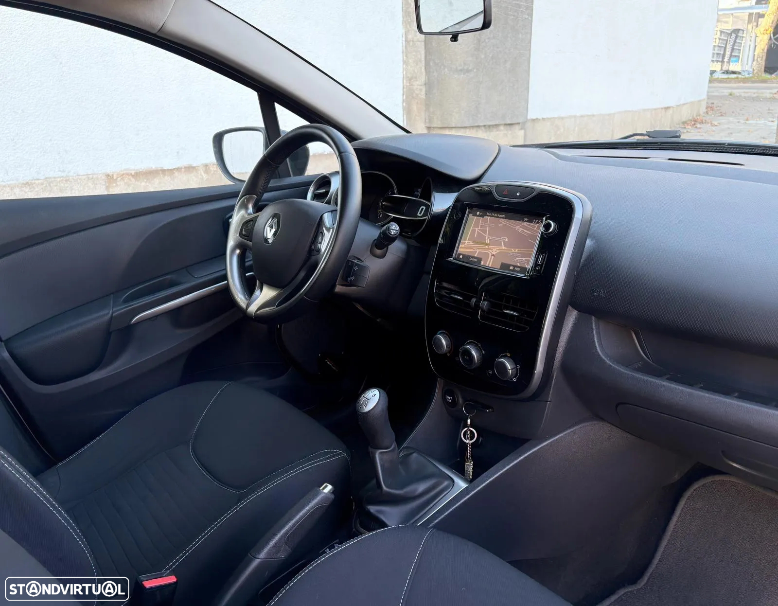 Renault Clio 0.9 TCe Limited Edition - 20