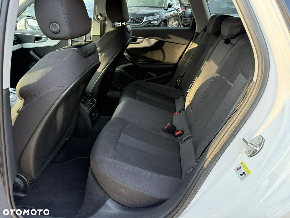 Audi A4 Avant - 19