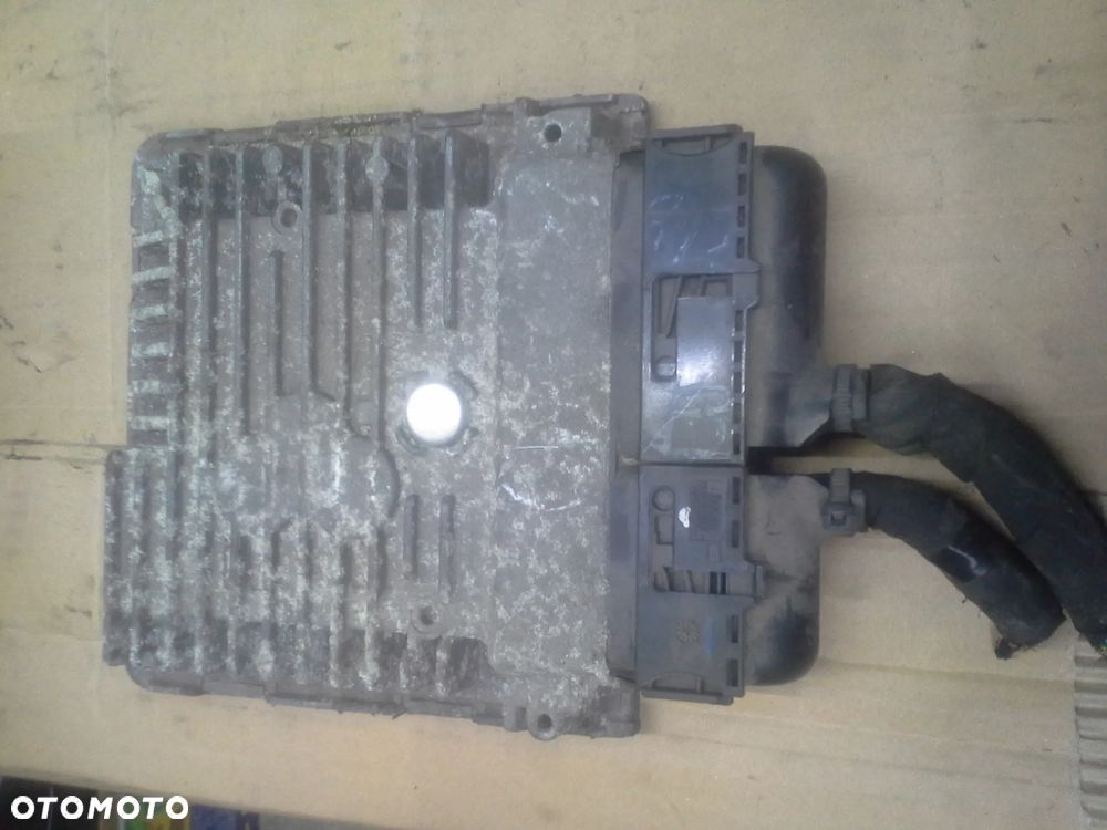 Volkswagen Jetta III 1K2 A5 1.6 TDi zestaw startowy komputer 03L906023B  5WP42899AA - 2