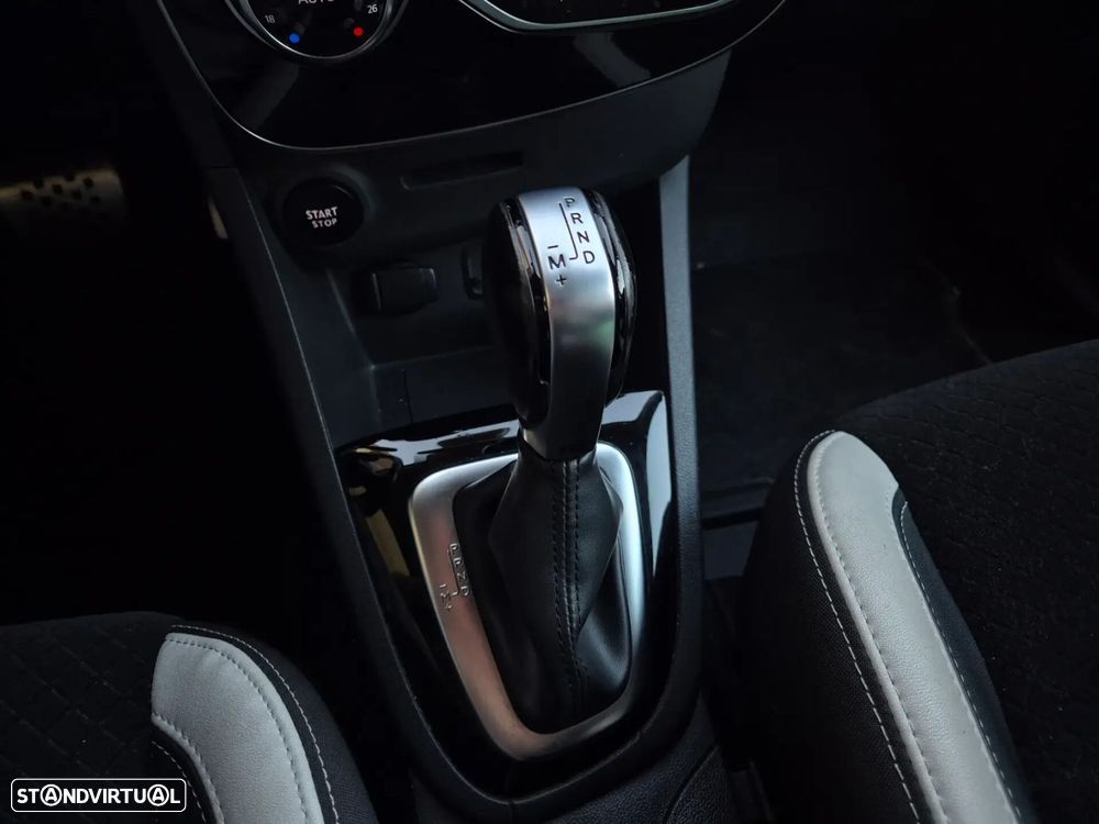 Renault Clio Sport Tourer - 28