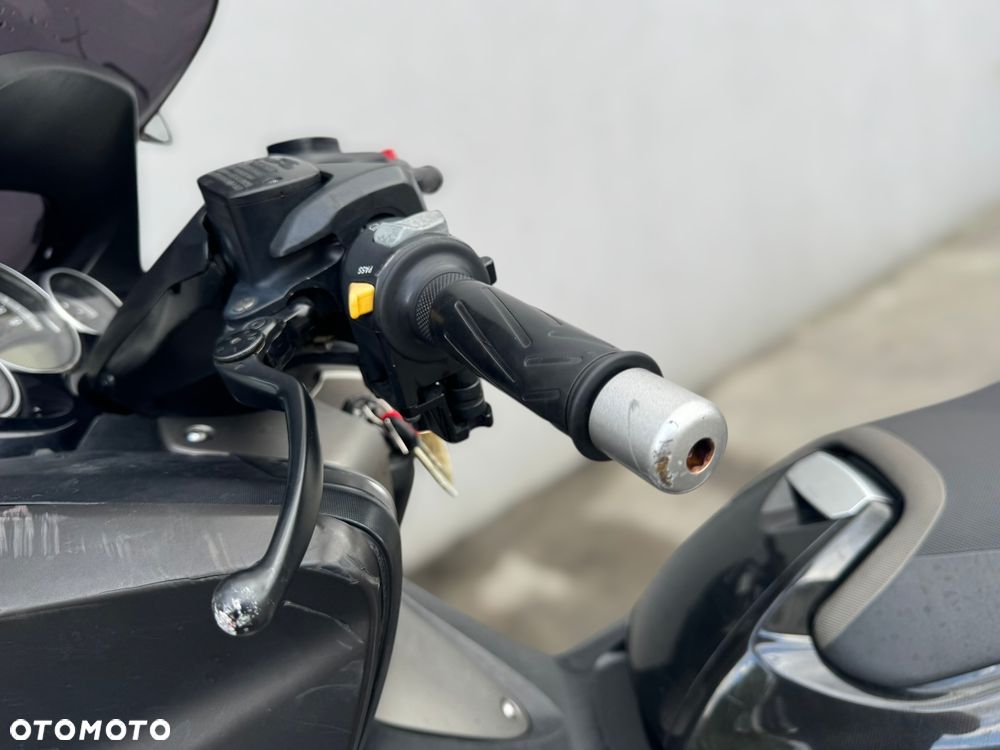 Yamaha Tmax - 11