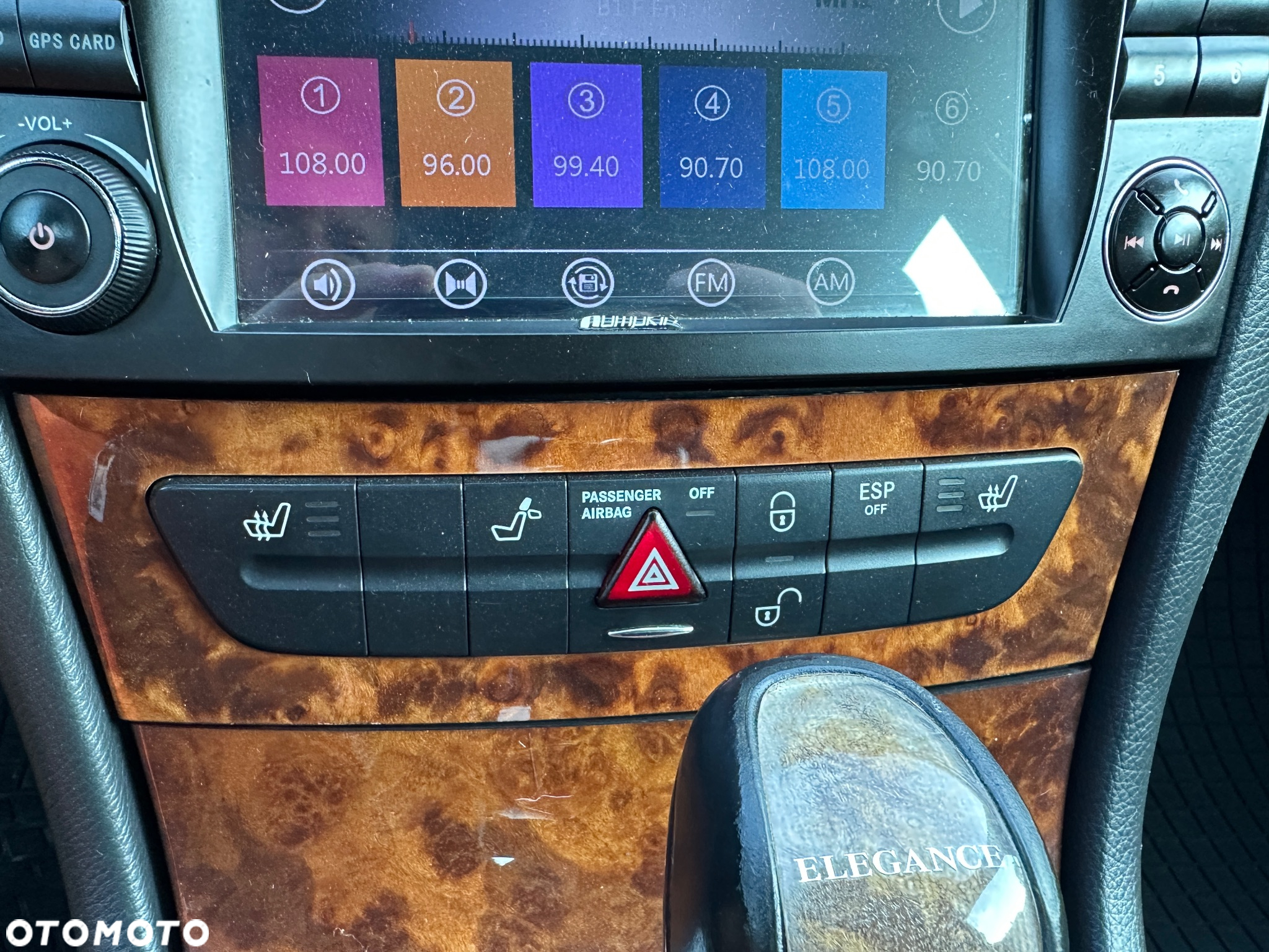 Mercedes-Benz Klasa E 320 4-Matic T Elegance - 30