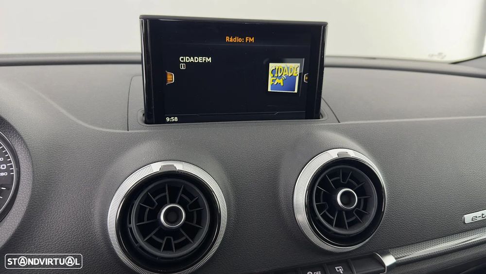 Audi A3 Sportback e-tron 1.4 TFSI Sport S tronic - 37