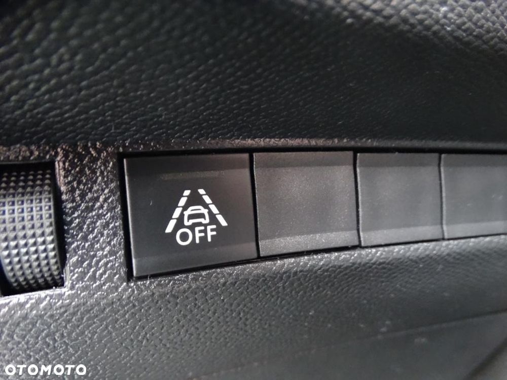 Peugeot 2008 - 14