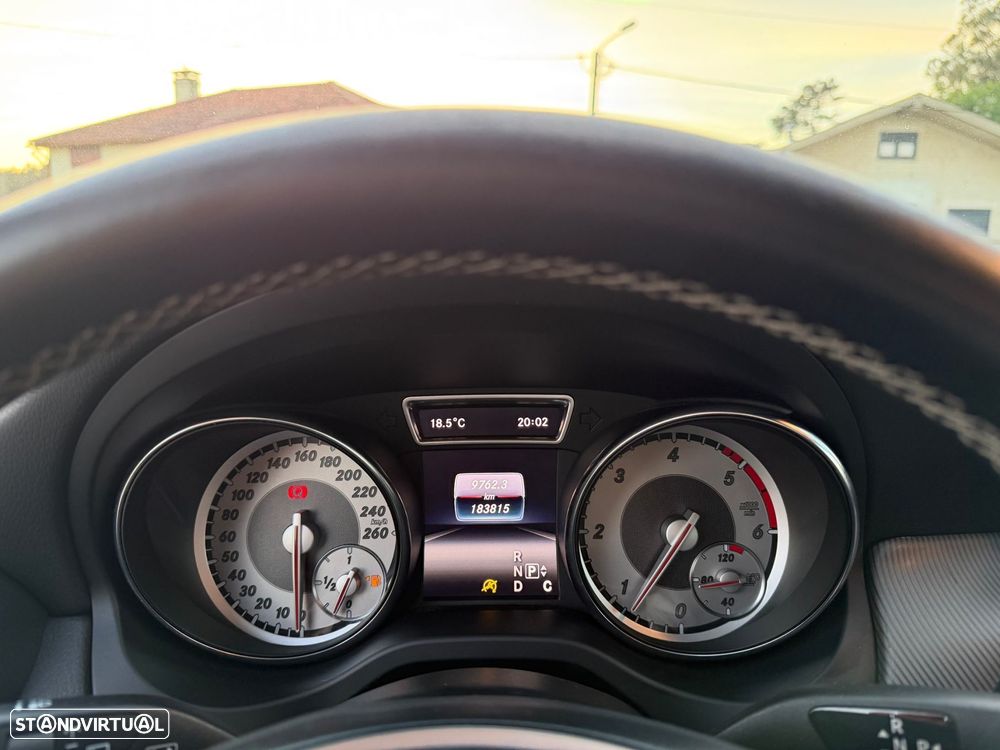 Mercedes-Benz CLA 200 - 16