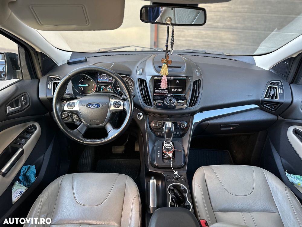 Ford Kuga - 8