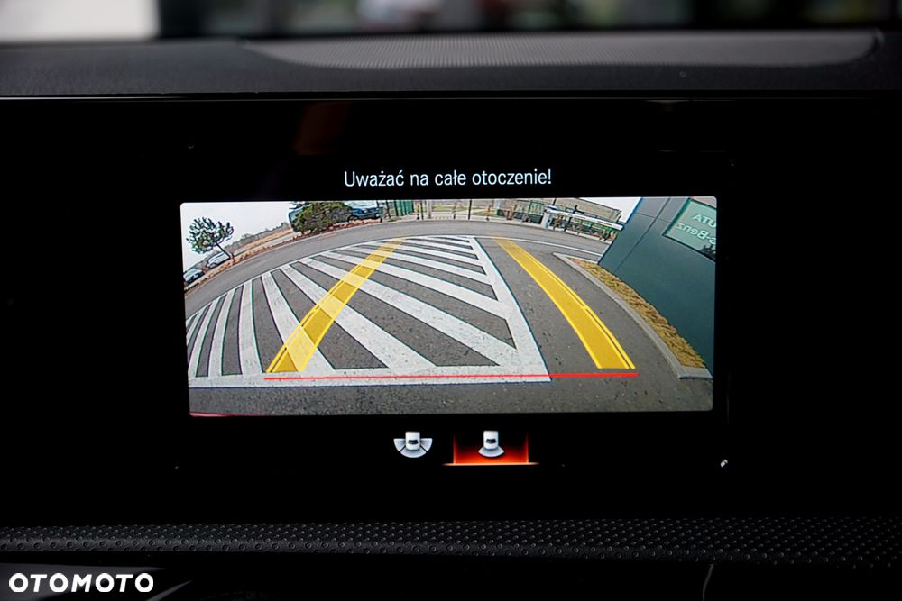 Mercedes-Benz CLA 180 7G-DCT AMG Line - 34