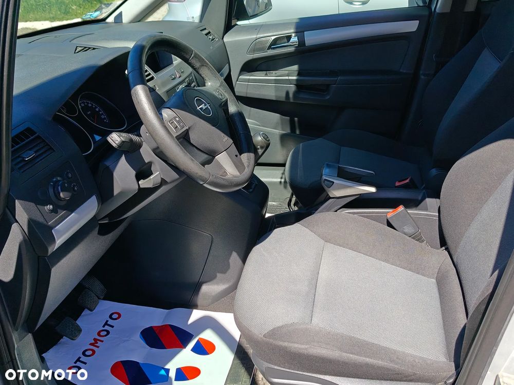 Opel Zafira 1.9 CDTI - 7