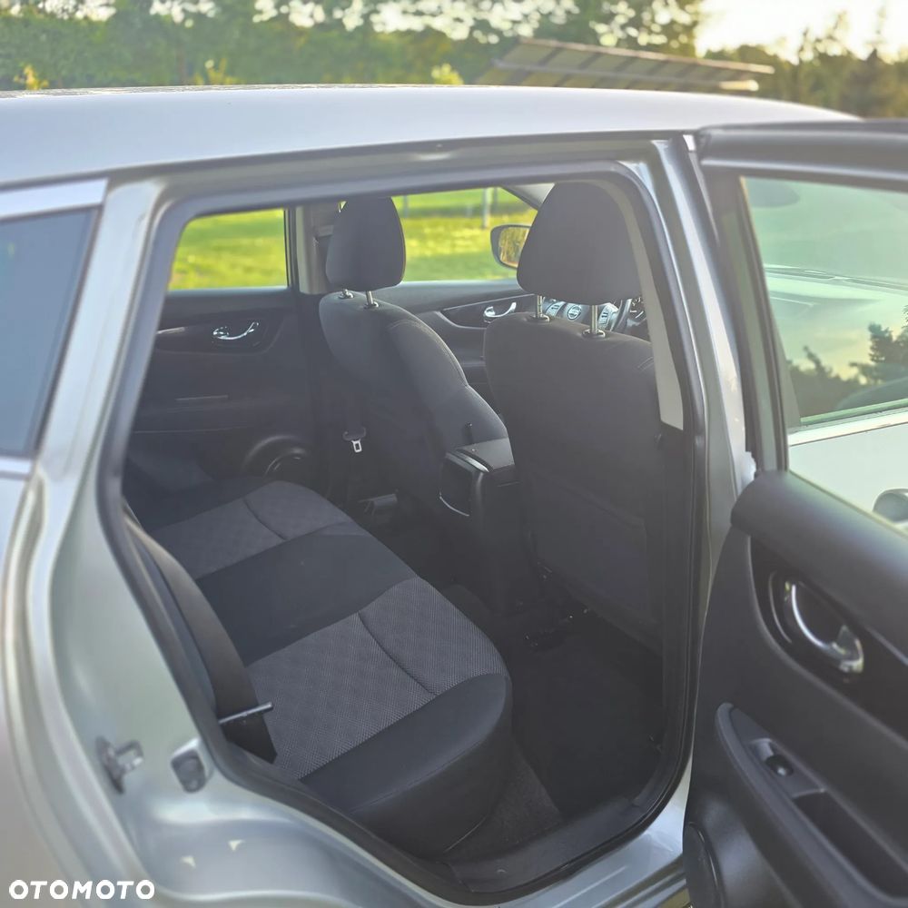 Nissan Qashqai 1.2 DIG-T N-Connecta - 19