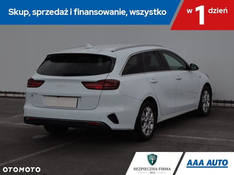 Kia Ceed - 7