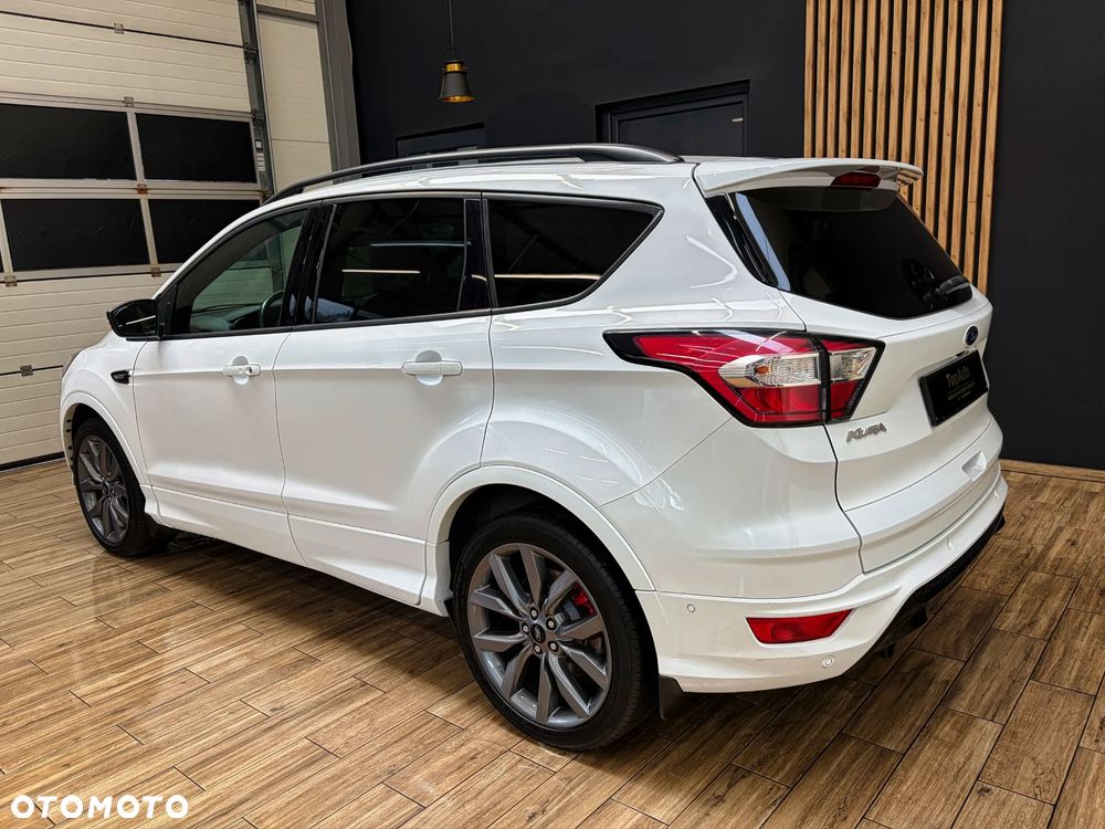 Ford Kuga 2.0 TDCi 2x4 ST-Line - 10