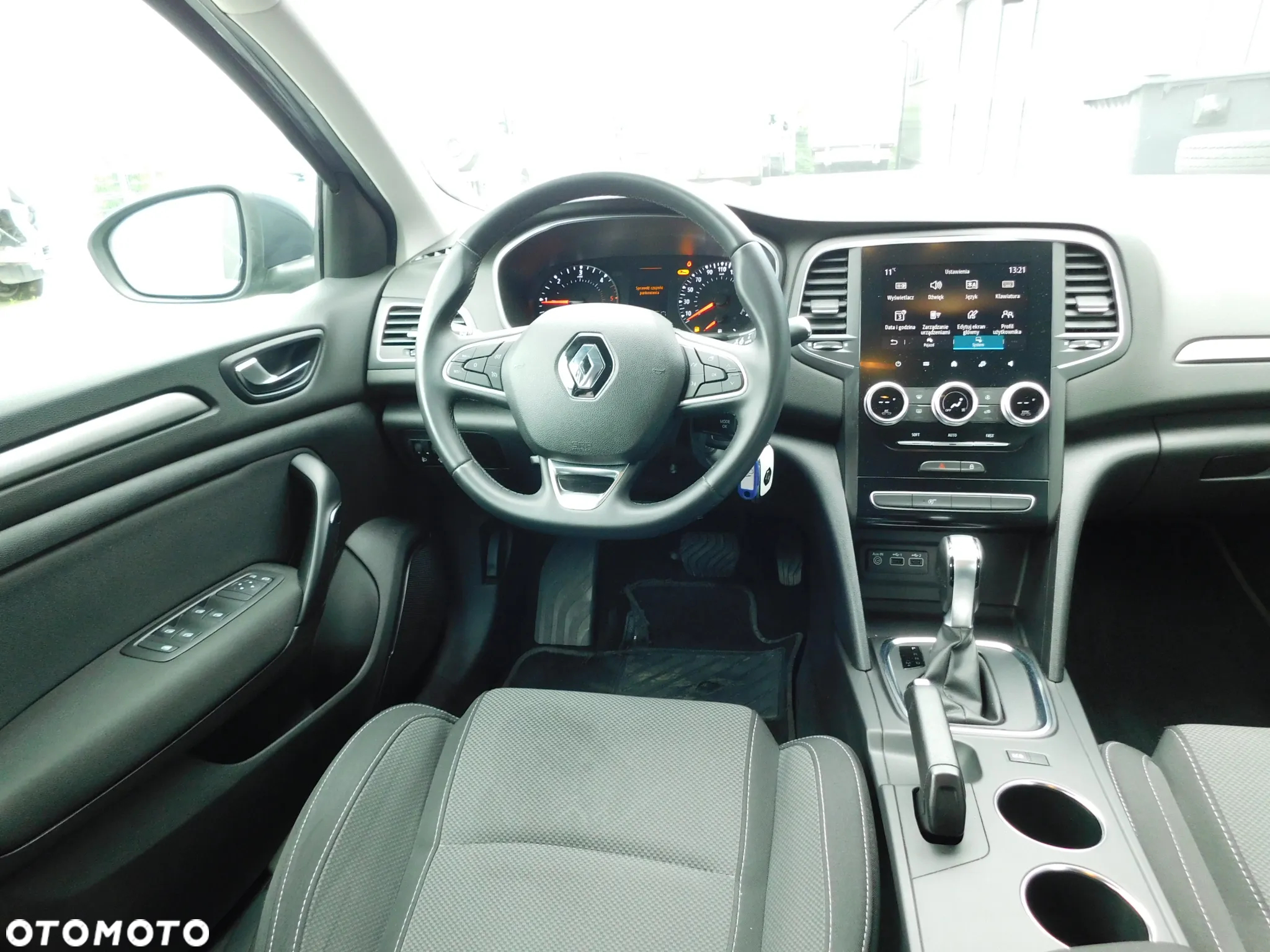 Renault Megane BLUE dCi 115 EDC INTENS - 20