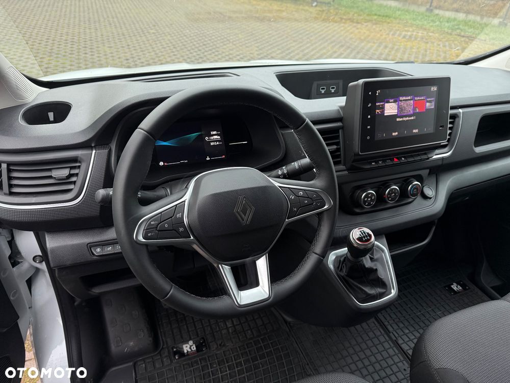 Renault Trafic - 24