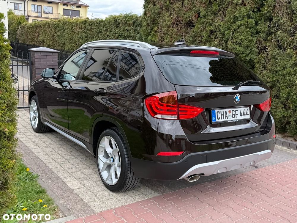 BMW X1 xDrive18d xLine - 10