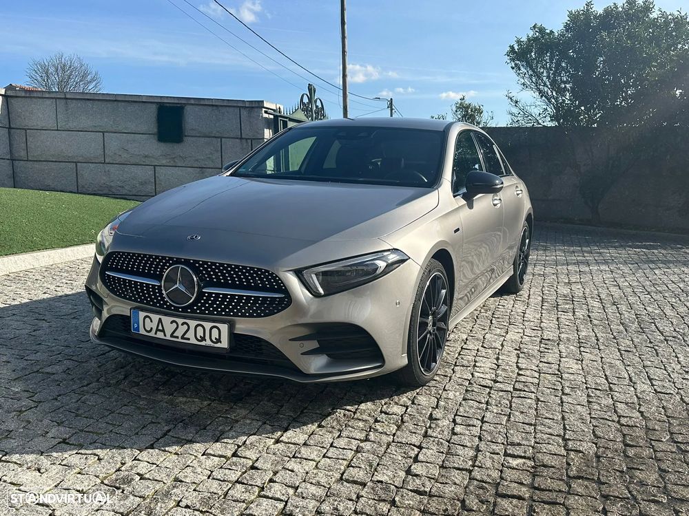 Mercedes-Benz A 250 Limousine e 8G-DCT AMG Line Advanced - 3