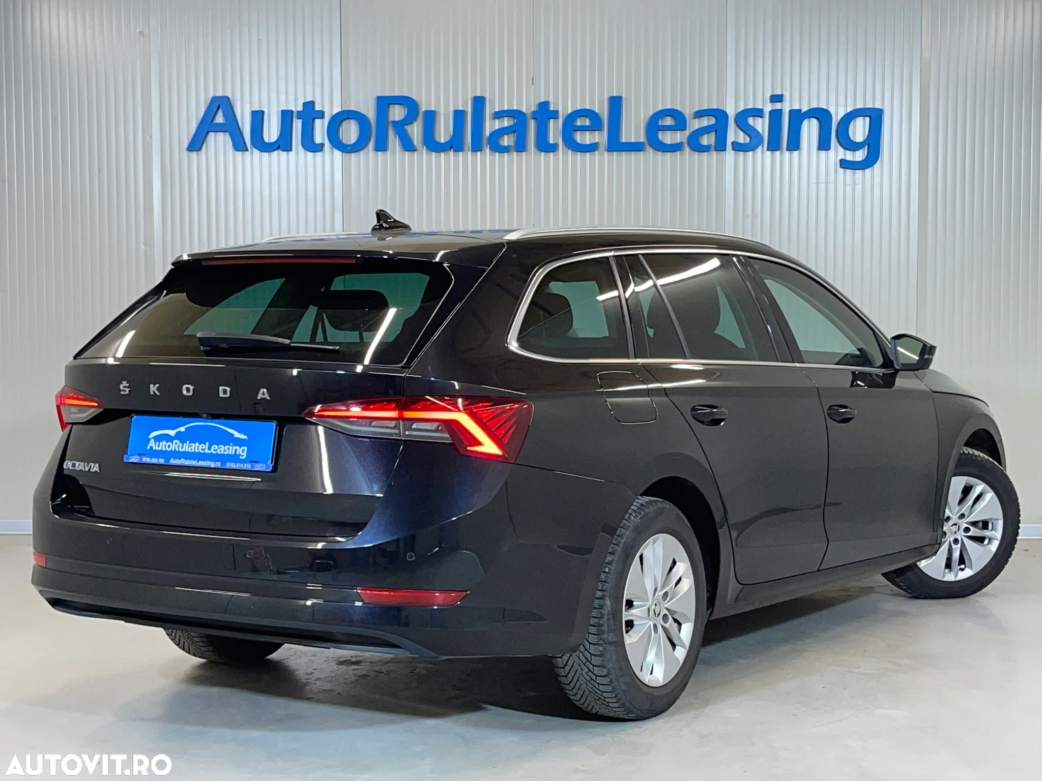 Skoda Octavia 2.0 TDI DSG Style - 3