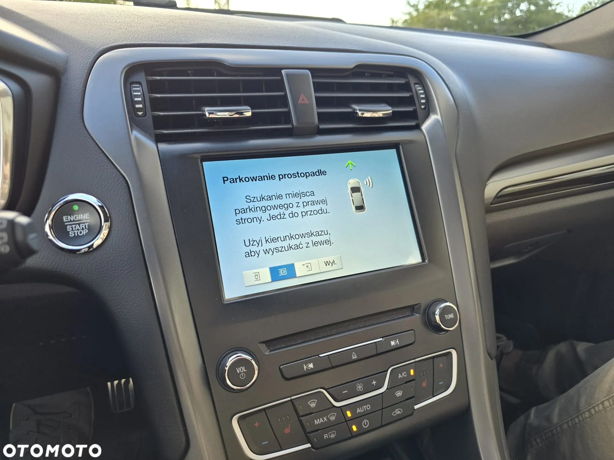 Ford Mondeo 1.5 EcoBoost ST-Line X - 33