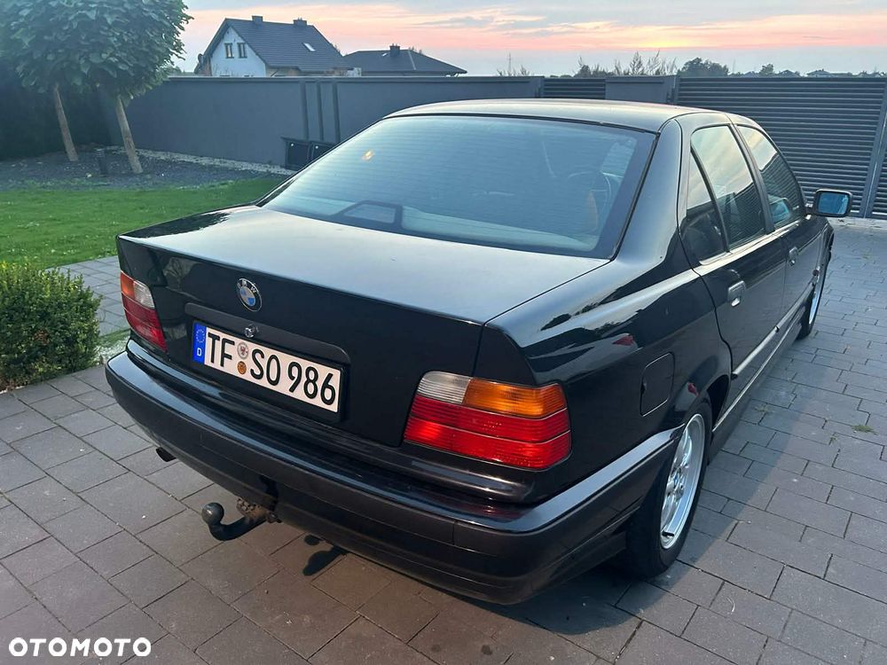 BMW Seria 3 - 10