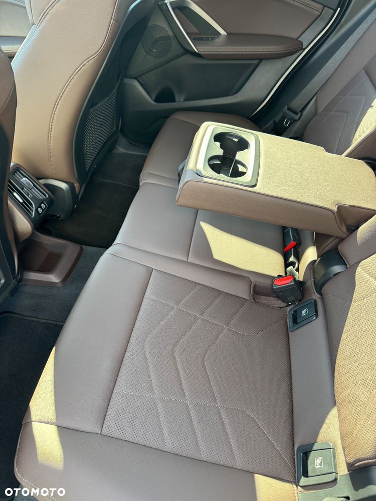 BMW X1 xDrive18d xLine sport - 17