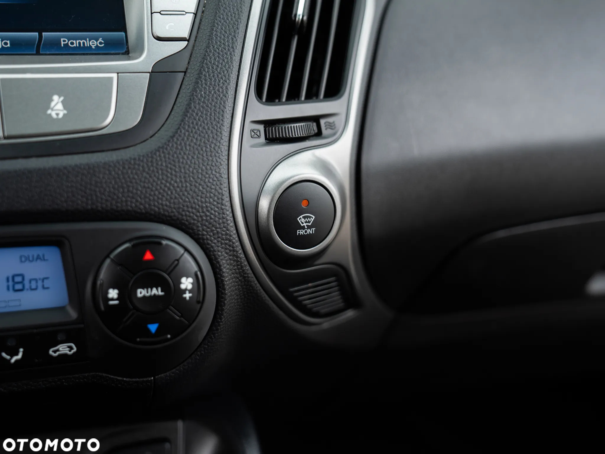 Hyundai ix35 1.6 GDI Premium 2WD - 38