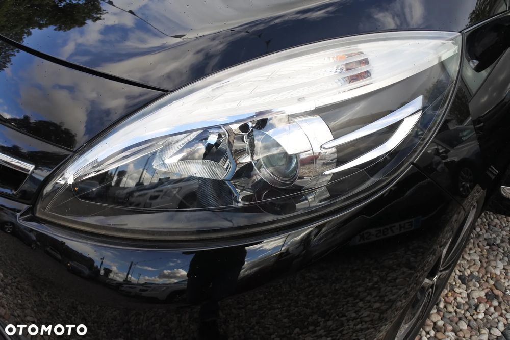 Renault Scenic ENERGY TCe 130 BOSE EDITION - 28