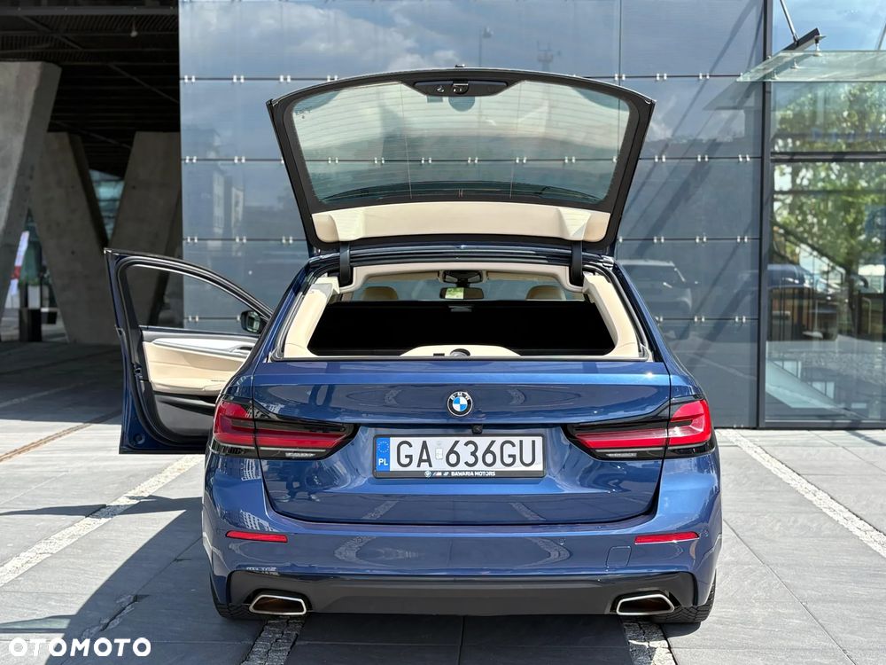 BMW Seria 5 520d xDrive Luxury Line sport - 15