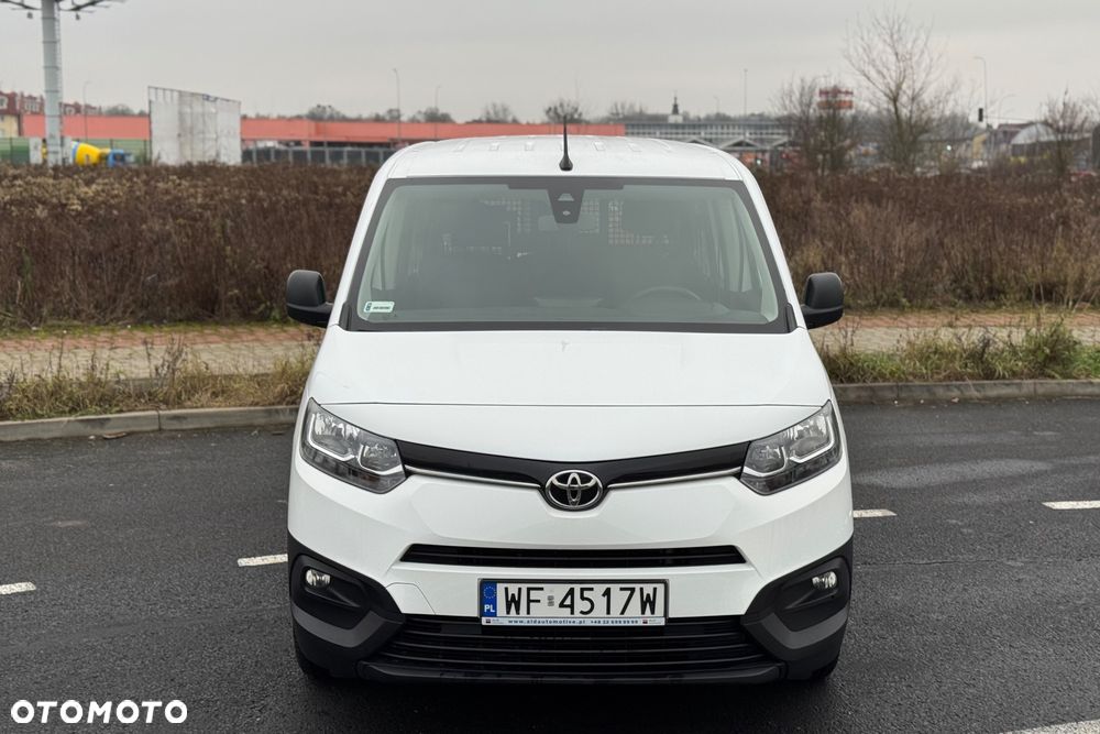 Toyota ProAce Kombi D-4D Medium 2,6t - 5