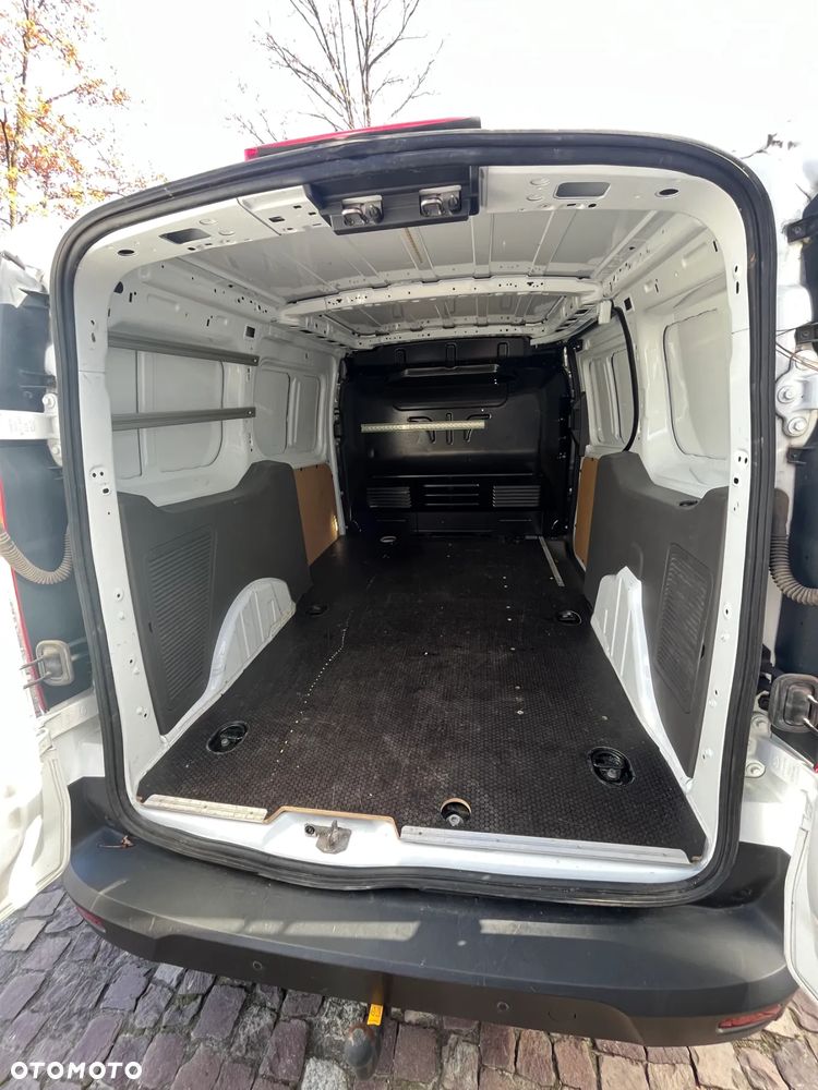 Ford Transit Connect - 11
