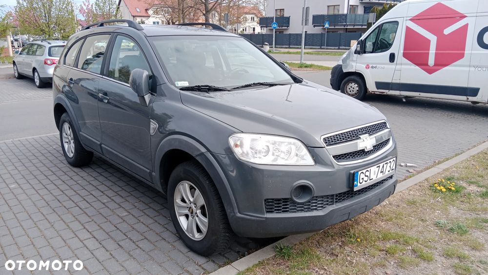 Chevrolet Captiva 2.4 LS - 2