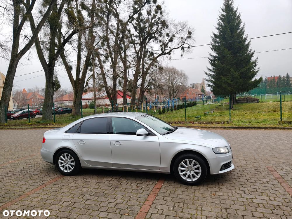 Audi A4 Limousine - 26