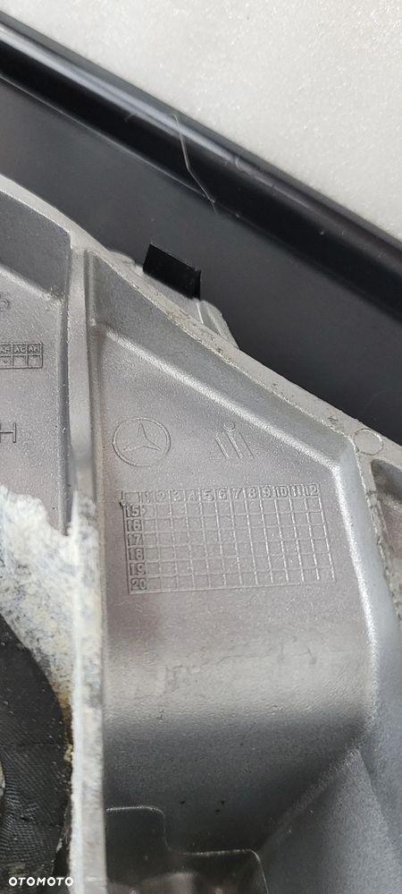 LUSTERKO LEWE 10+10 20PIN MERCEDES ML III A1668100001 - 9