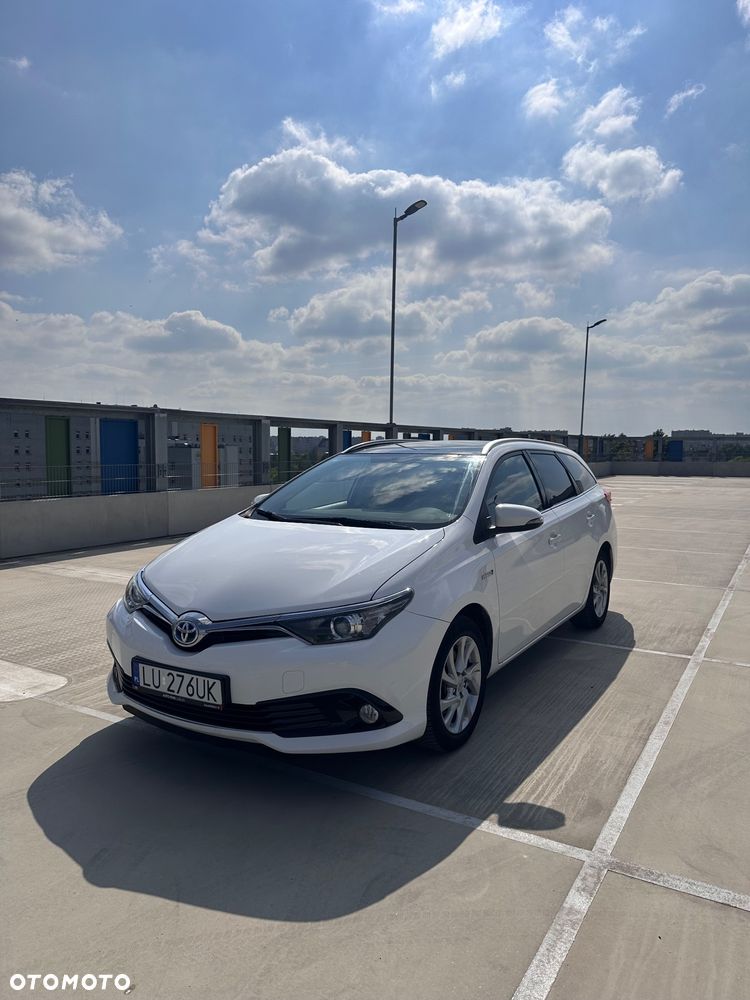 Toyota Auris - 1