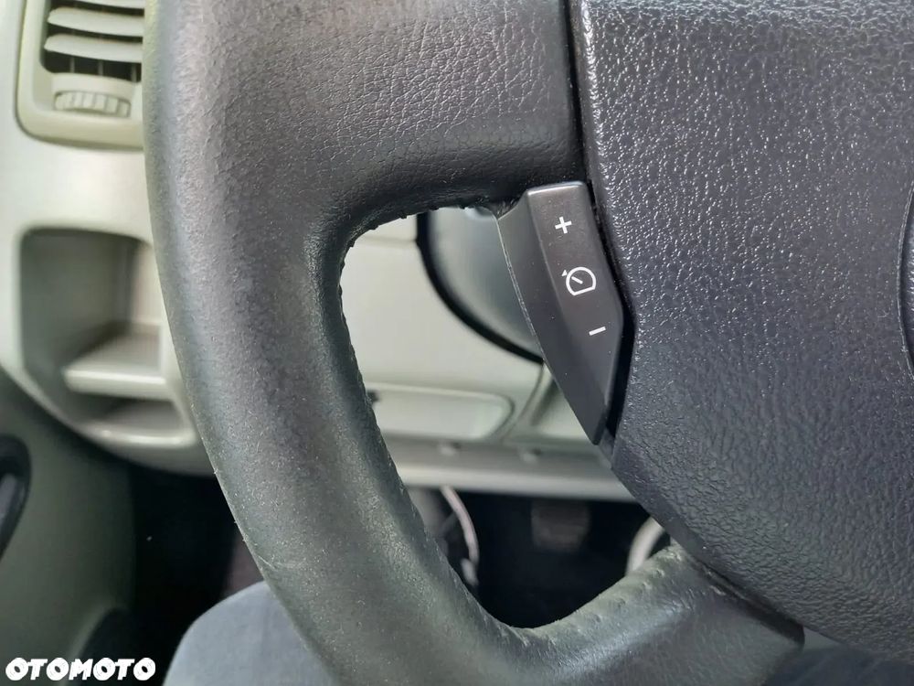 Opel Vivaro L2H1 2.9t Edition - 19