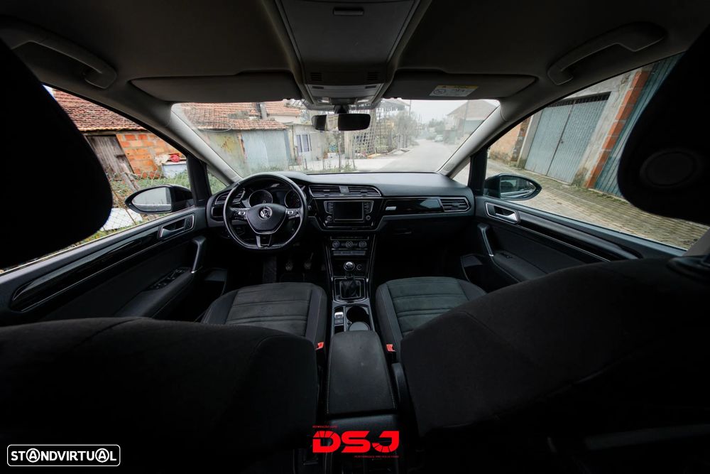 VW Touran 1.6 TDI Highline - 14