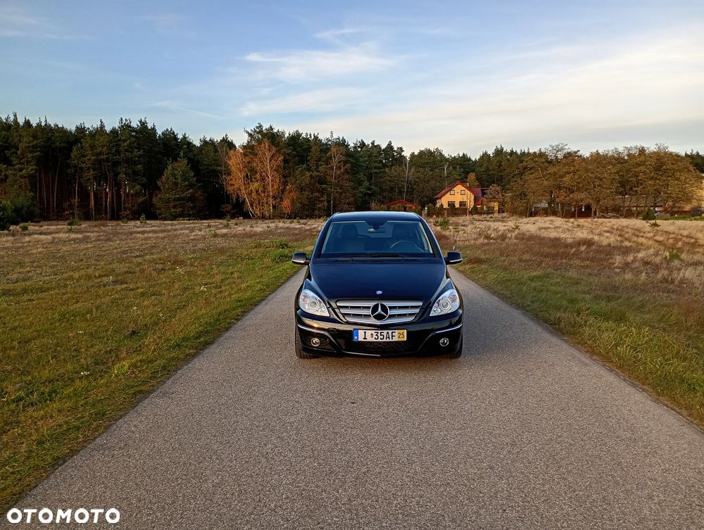 Mercedes-Benz Klasa B 200 CDI Autotronic Special Edition - 16