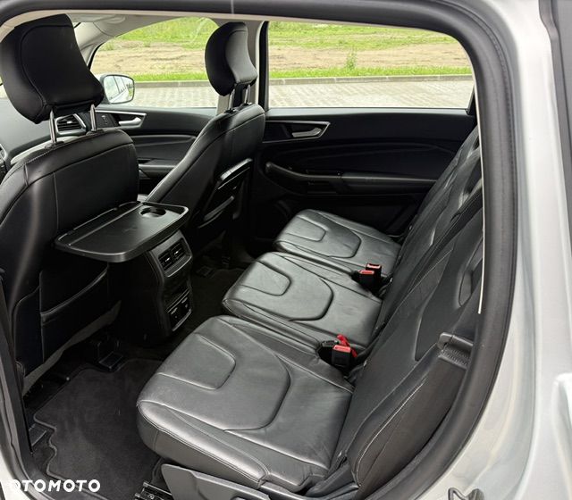 Ford S-Max - 22