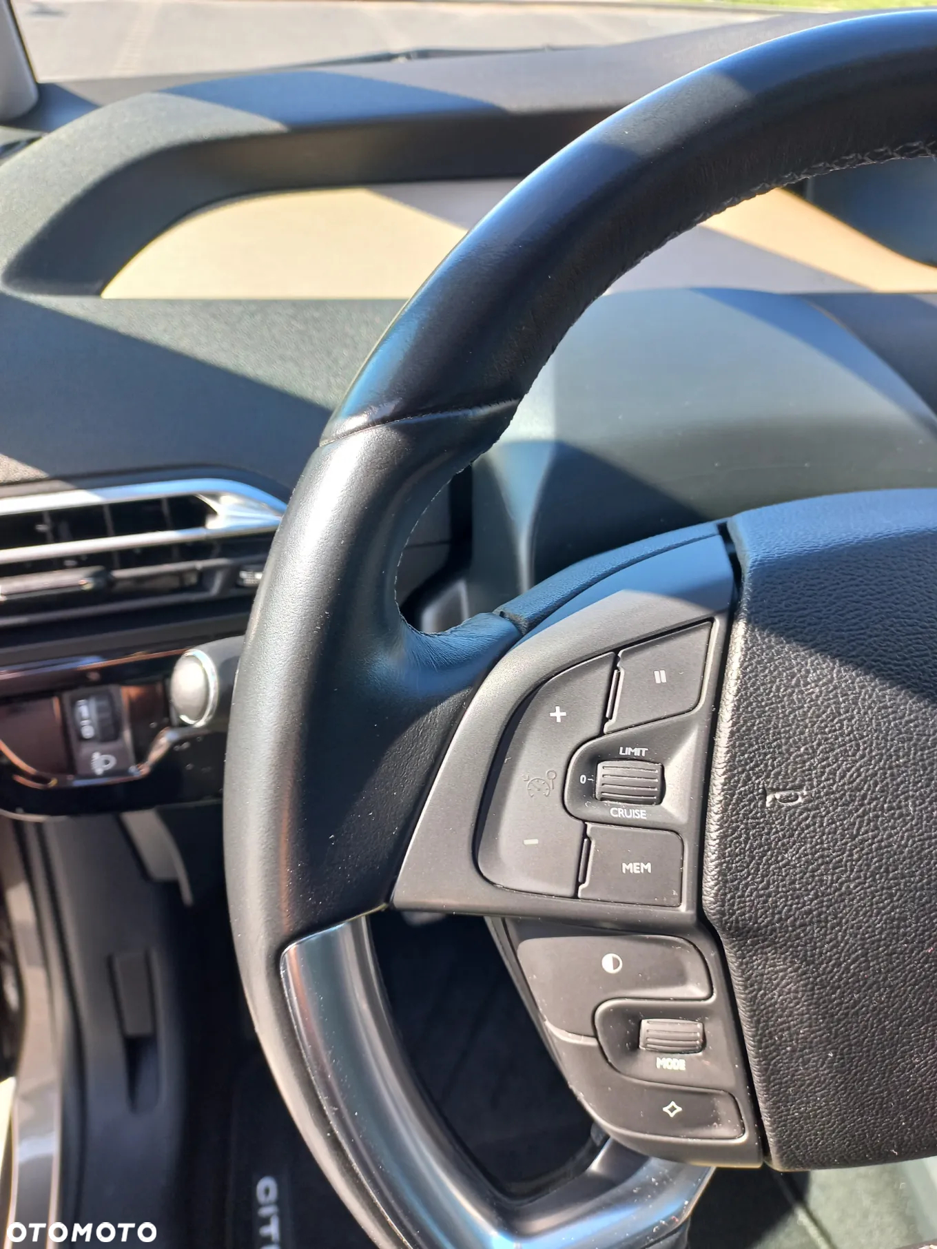 Citroën C4 Grand Picasso BlueHDi 120 SHINE - 13