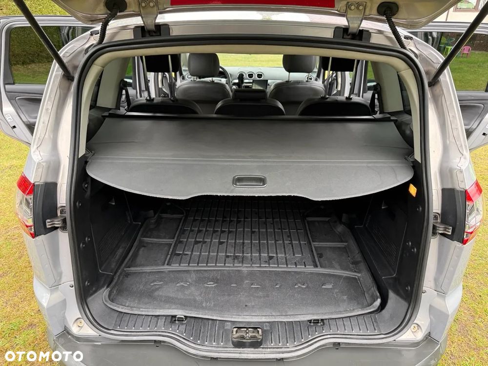 Ford S-Max 2.0 TDCi Titanium - 34