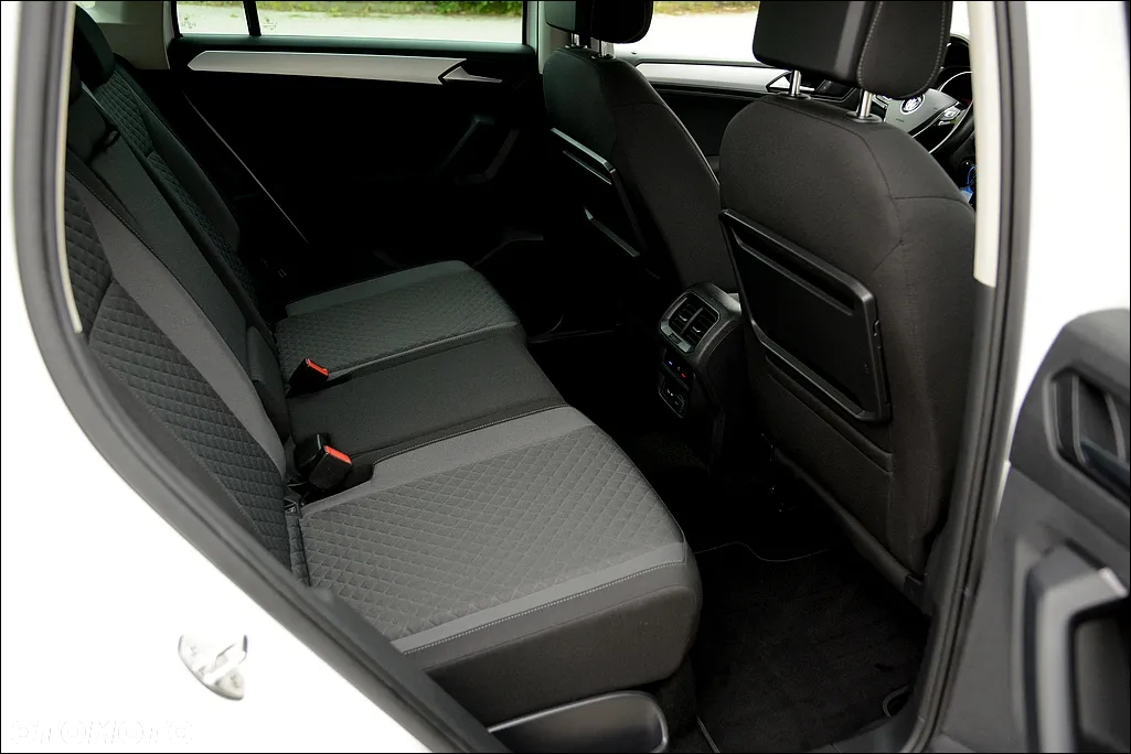 Volkswagen Tiguan 2.0 TDI SCR 4MOTION BlueMotion Technology Comfortline - 23