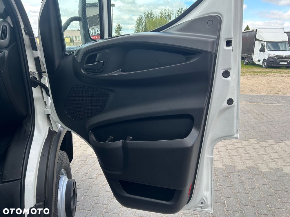 Iveco DAILY 72C180 Automatyczna skrzynia - 39
