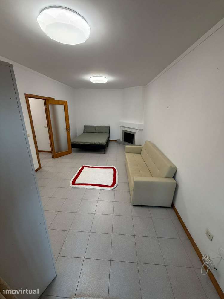 Quarto Amplo para Casais em Valbom (Gondomar) – Excelente Localização! - Grande imagem: 3/14