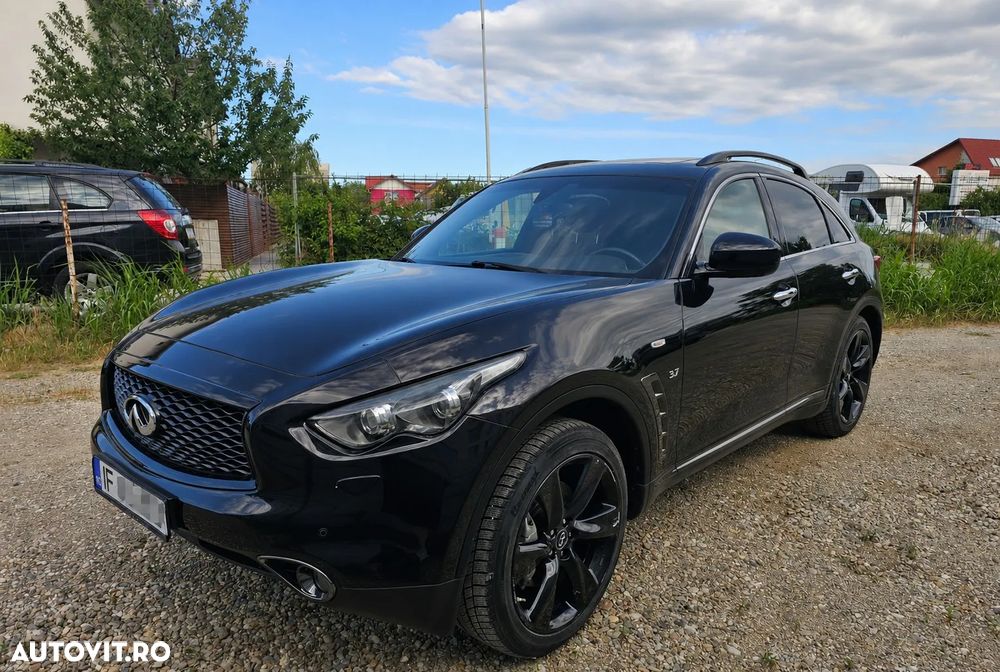 Infiniti QX70 - 1