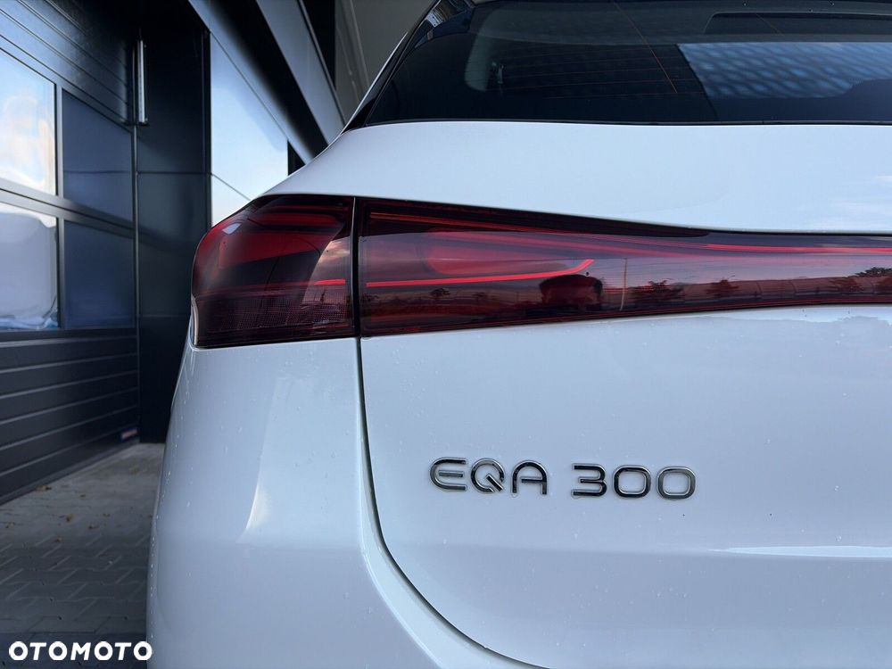 Mercedes-Benz EQA 300 66.5kWh 4-Matic Progressive - 18