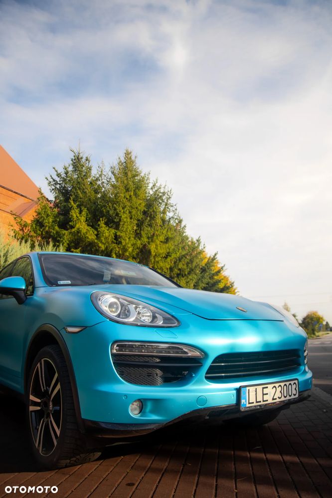 Porsche Cayenne 2011 photo 3