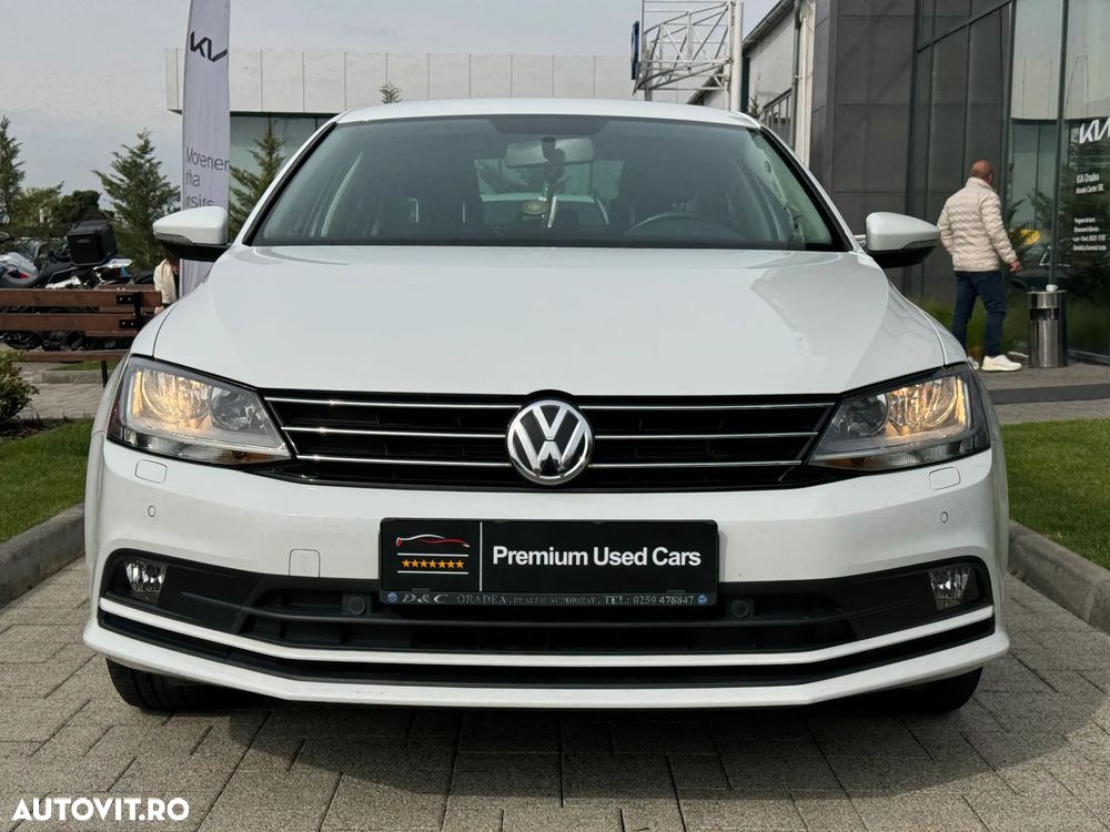 Volkswagen Jetta 1.2 TSI Comfortline - 2