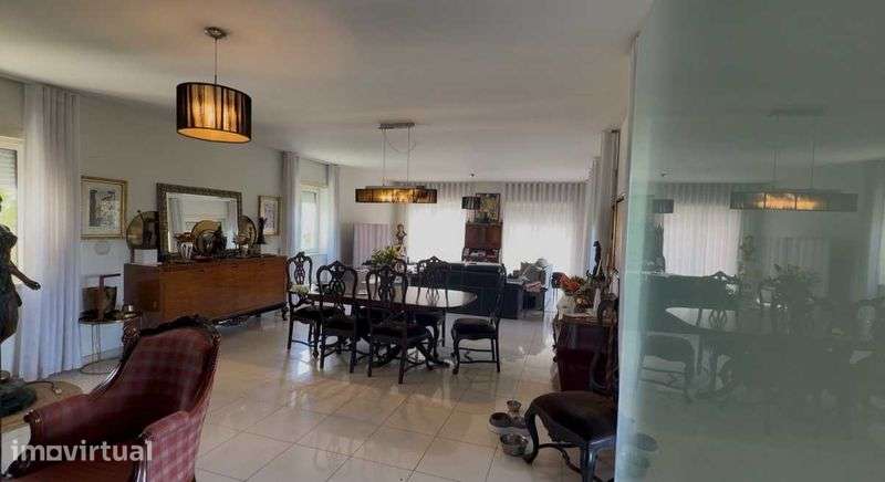 Moradia exclusiva - Zona tranquila - Grande imagem: 3/12